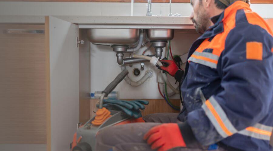 Commercial Slab Leak Plumbing in Farmersburg, IN